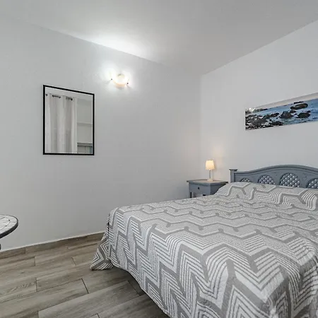 Primavera Tranquil Retreat 2-bedroom With Balcony, Garden View & Fiber Wifi *