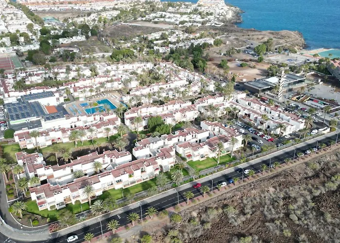 公寓 Primavera Tranquil Retreat 2-bedroom With Balcony, Garden View & Fiber Wifi