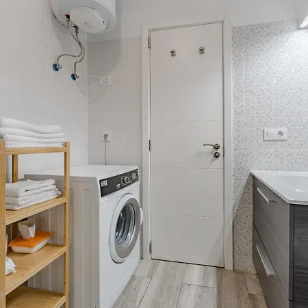 Lejlighed Primavera Tranquil Retreat 2-bedroom With Balcony, Garden View & Fiber Wifi Arona (Tenerife)